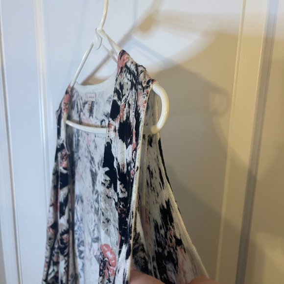 Christopher Banks Cold-Shoulder Floral Print Cardigan - Picture 3 of 4